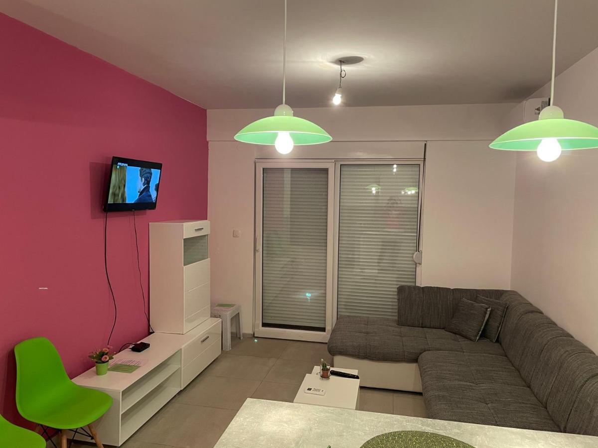 Naki Apartmani פודגוריצה מראה חיצוני תמונה