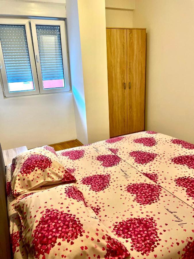 Naki Apartmani פודגוריצה מראה חיצוני תמונה
