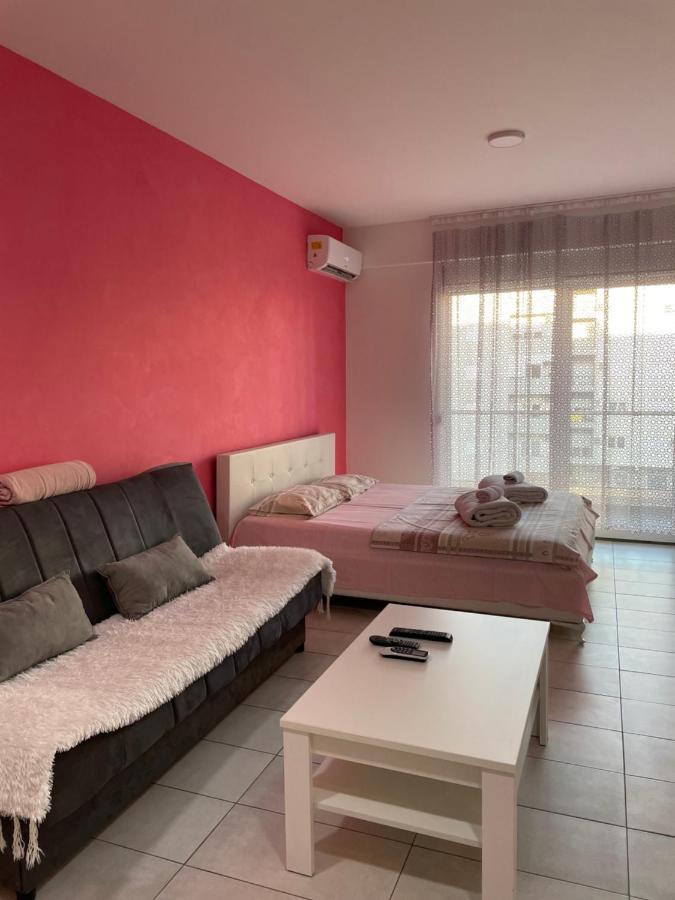 Naki Apartmani פודגוריצה מראה חיצוני תמונה