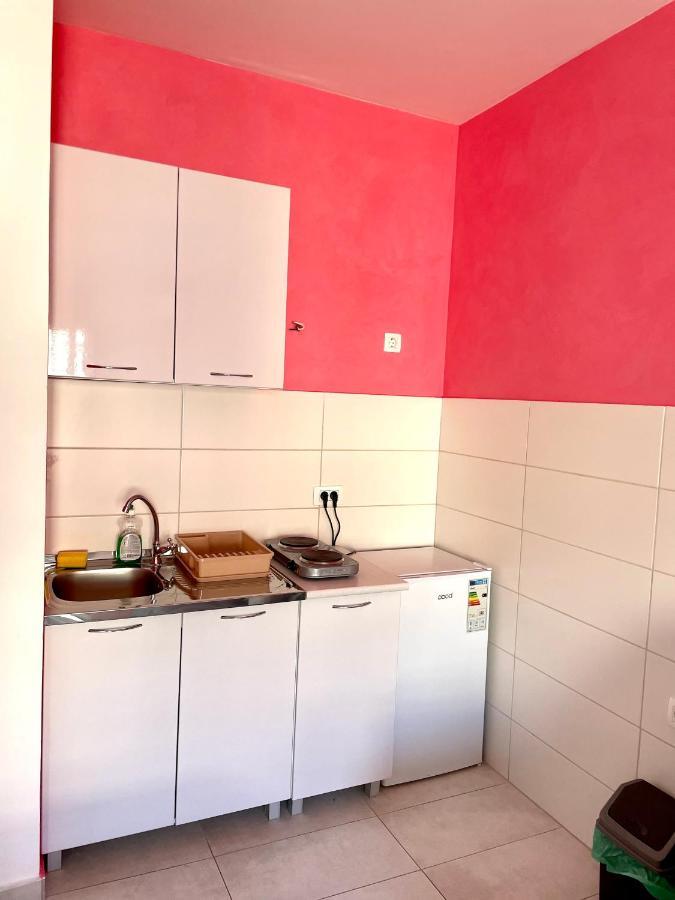 Naki Apartmani פודגוריצה מראה חיצוני תמונה